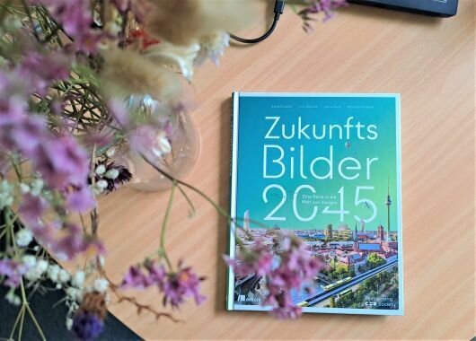 "Zukunftsreiseführer": Einladung zur Buchpremiere & Buch-Verlosung