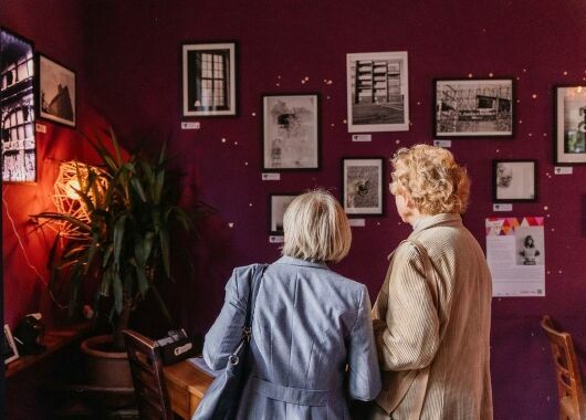 #Gefördert: KunstKurve – Mehr Sichtbarkeit für Künstlerinnen