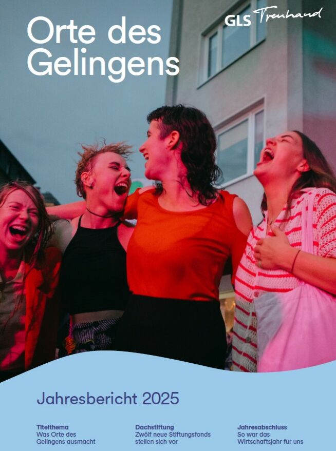 Titelbild des Jahresberichts 2025 - Orte des Gelingens